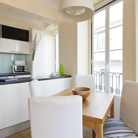 Chiado Apartment *